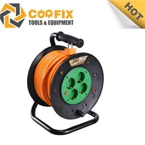 Estyniad Cord Reel